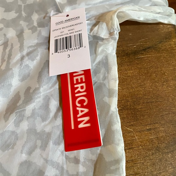 ✨GOOD AMERICAN Icy Leopard Print Windbreaker Jacket✨ NWT - Picture 8 of 16